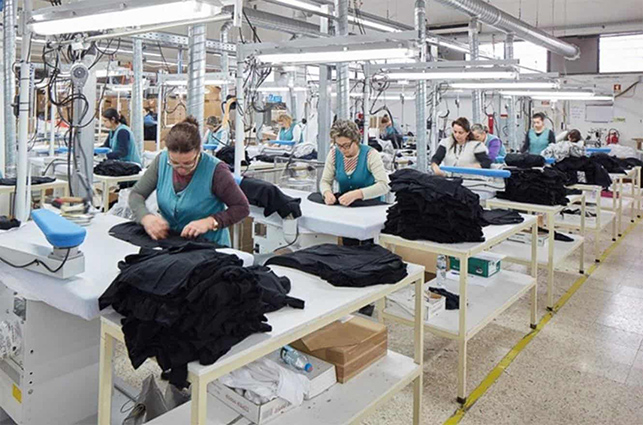 La negociación del Convenio de la Industria Textil y de la Confección se inicia con posiciones de partida muy alejadas.
